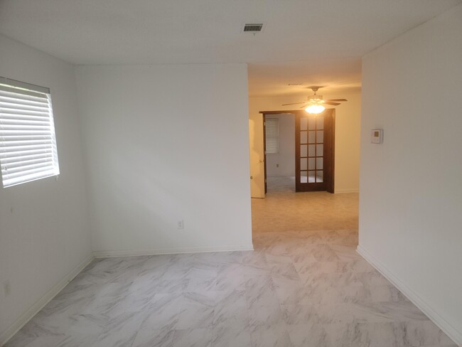 Building Photo - 2815 Nighthawk Dr