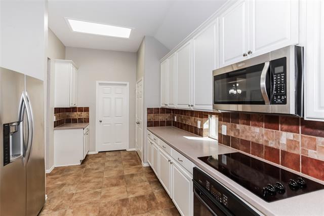 Foto del edificio - 2804 Thorncreek Ln
