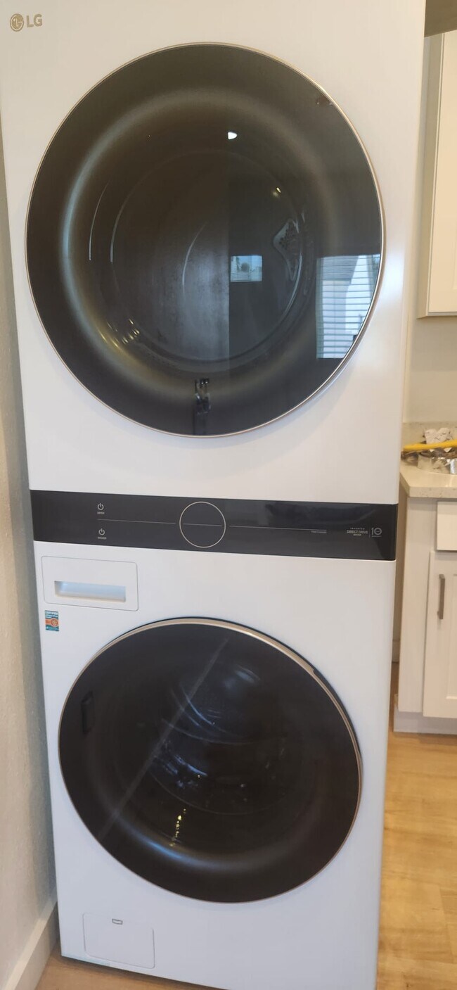 Brand New Washer - Dryer - 627 W Julianna St