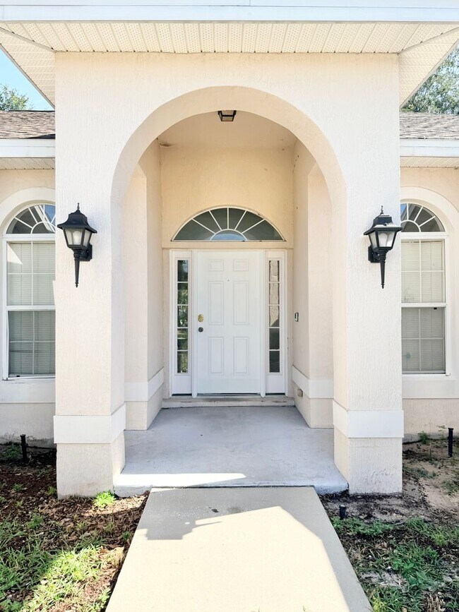 Foto del edificio - 4 bedroom home for rent in Lakeland