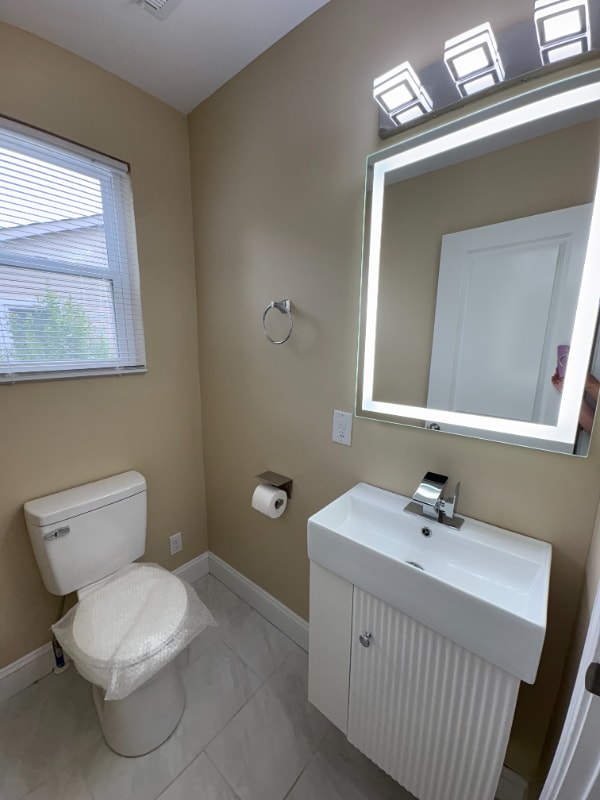 Building Photo - 415 Highland Ave