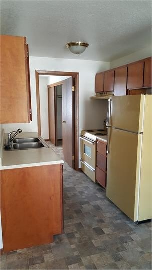 Foto del edificio - 330 E 4th Ave