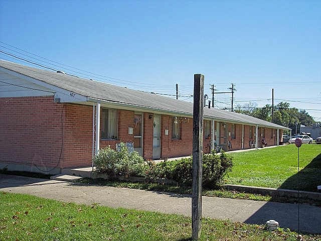 Primary Photo - 403-407 E Washington St