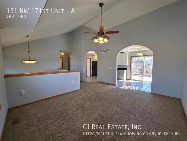 Foto del edificio - 131 NW 171 Rd