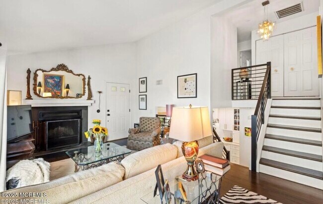 Foto del edificio - 85 Tower Hill Dr