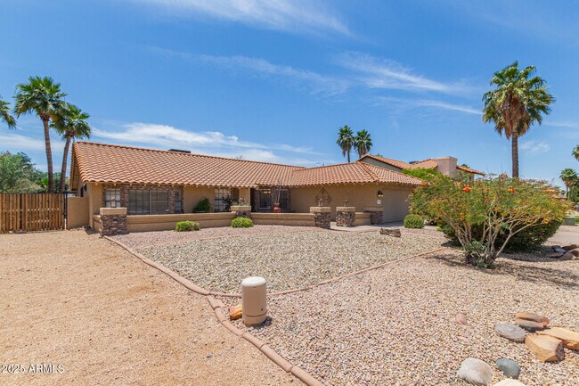 Foto del edificio - 6073 E Beck Ln