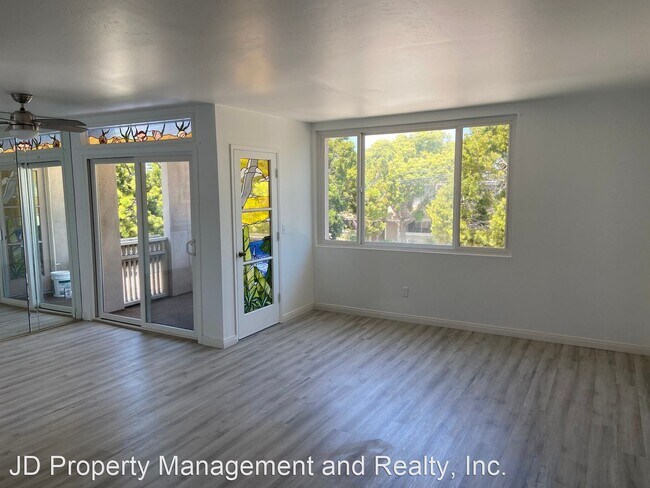 Foto del edificio - 2 br, 2 bath House - 3851 Basilone #3