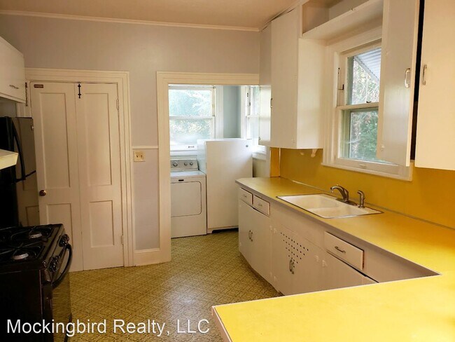 Foto del edificio - 3 br, 1 bath House - 109 Dalzell