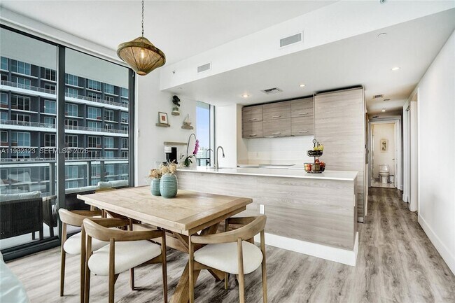 Photo - 1300 S Miami Ave Apartment