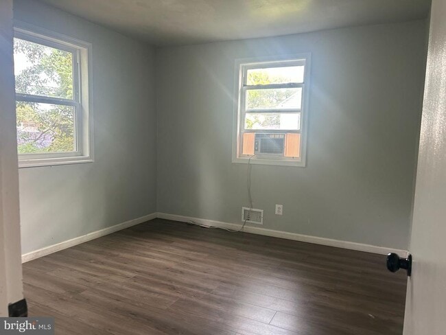 Building Photo - 1205 Drum Ave