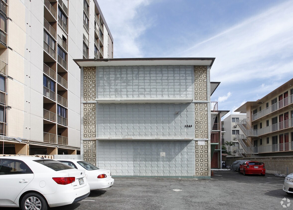 Foto del edificio - 1248 Lunalilo St