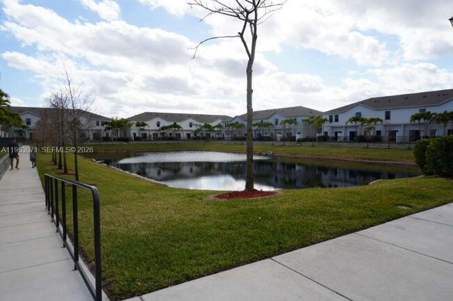 Foto del edificio - 385 NW 9th St