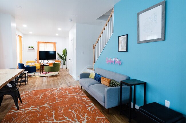 Foto del edificio - 10628 Lee Ave