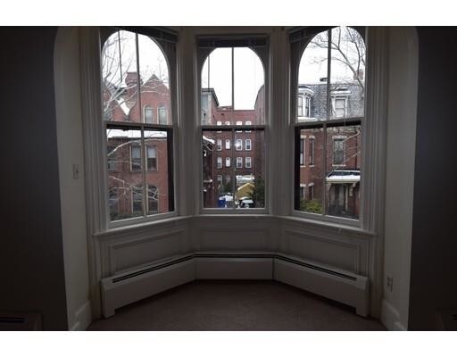 Building Photo - 43 Mattoon St