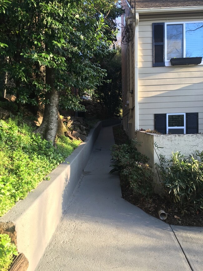 Side View - 2808 10th Ct S