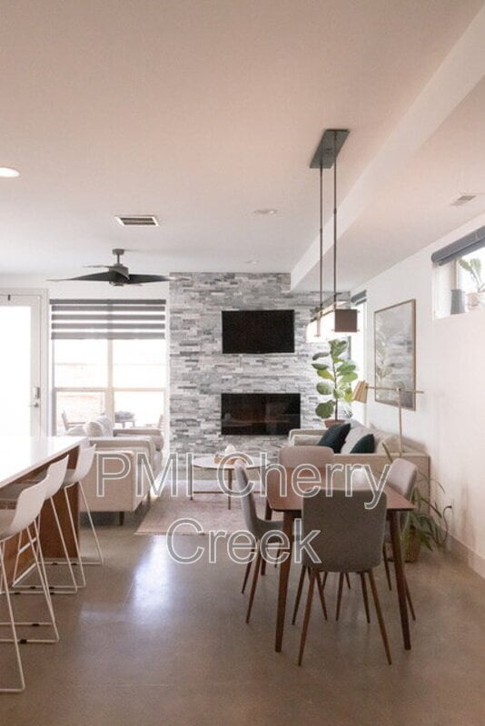 Foto del edificio - 2819 Jackson St