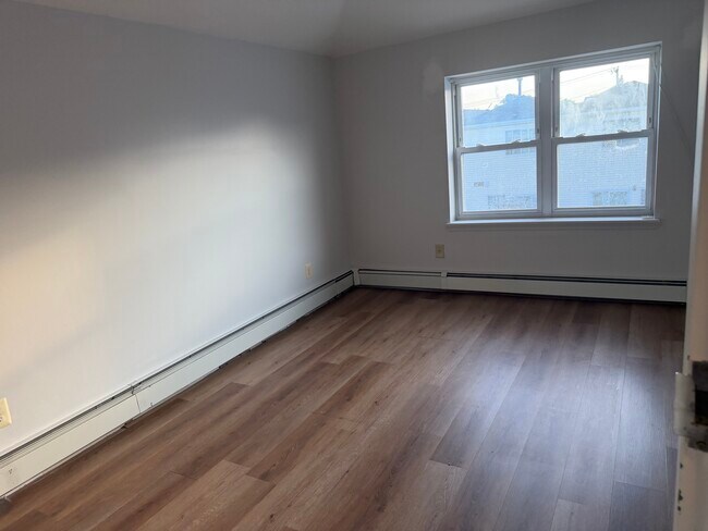 Foto del edificio - 463 Beach 68th St