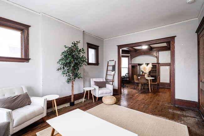 Foto del edificio - 2943 N Maryland Ave