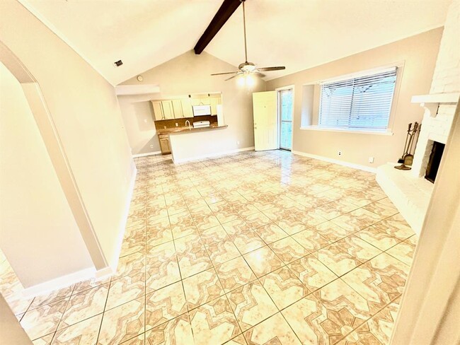 Building Photo - 7238 Woodfern Dr