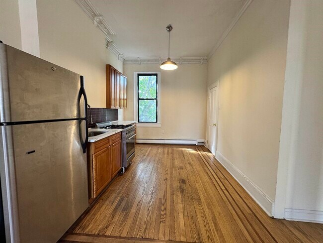 Foto del edificio - 19 Henry St