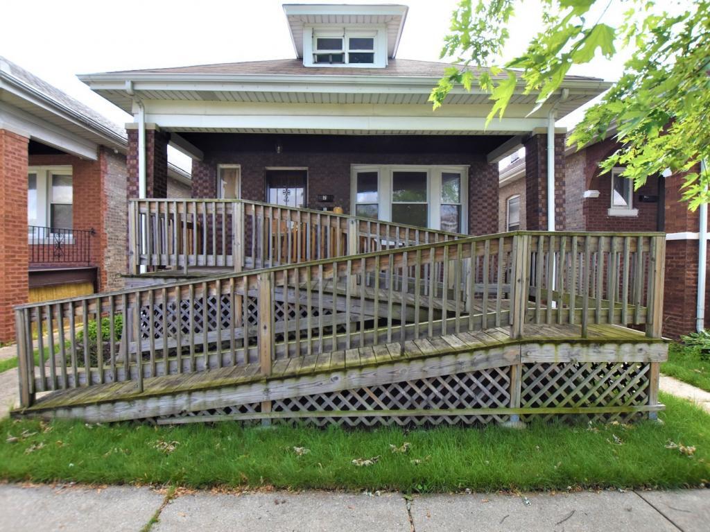 Primary Photo - 6525 S. Mozart