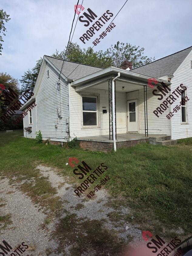 Primary Photo - 1433 Loeb St
