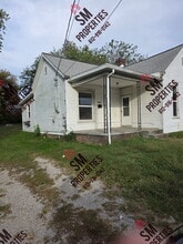 Building Photo - 1433 Loeb St