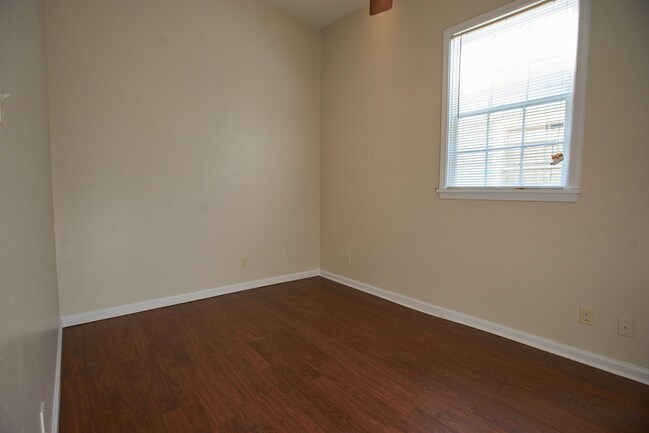 Foto del edificio - 929 Homer St