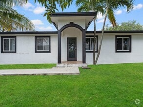 Building Photo - 26650 SW 138th Ct