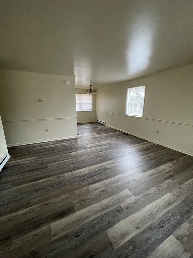 Foto del edificio - 311 Brookdale Dr