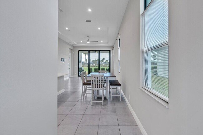 Foto del edificio - 9399 SW Pepoli Way