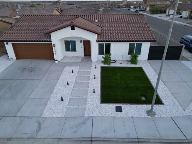 Building Photo - Gorgeous home available for rent with Solar!