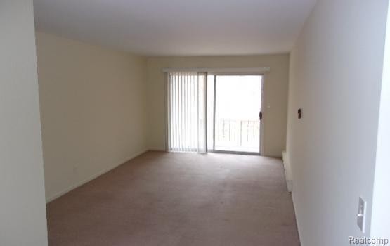 Building Photo - 839 N Main St