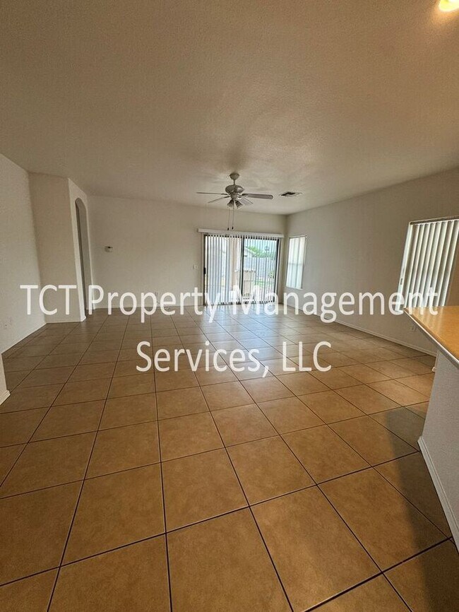 Foto del edificio - Wigwam Creek South Beautiful 3 bed/2 bath home