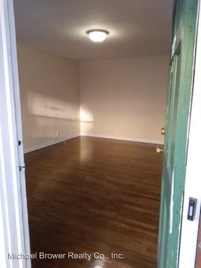 Building Photo - 289 Essex St