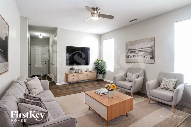 Foto del edificio - 5523 Dollar Run Ln