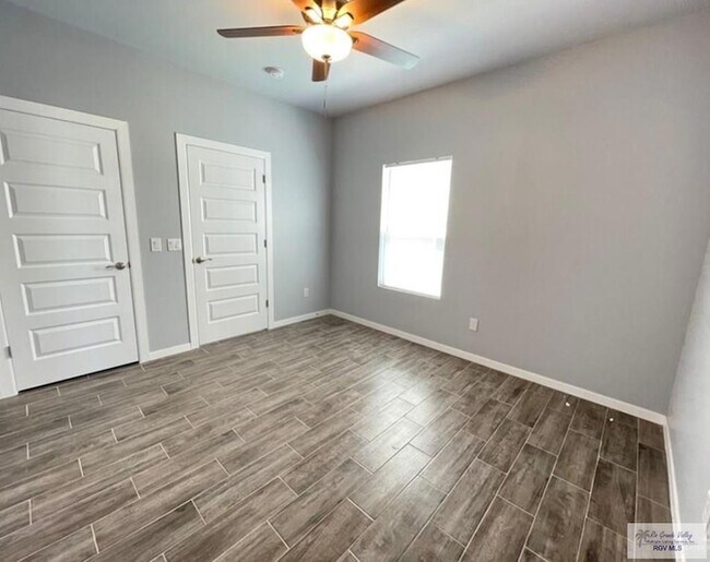 Building Photo - 1303 Quitaca Dr