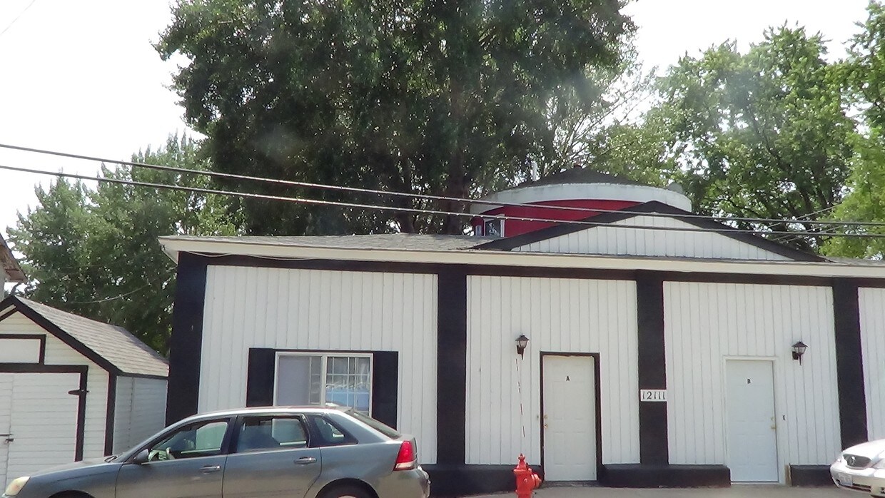 Building Photo - 12111 Bigelow Ave