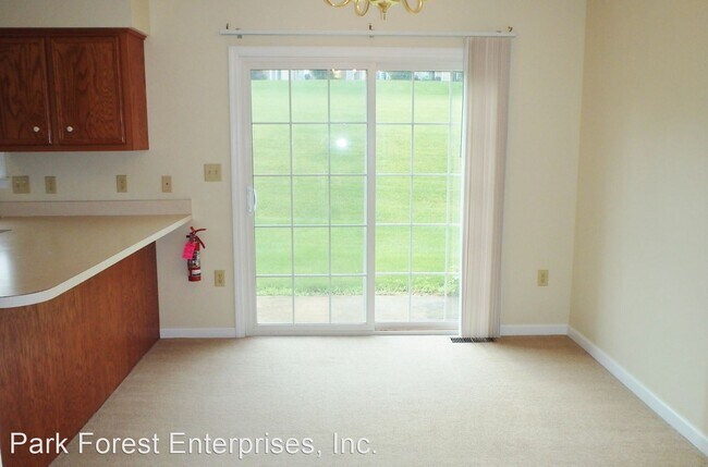 Foto del edificio - 3 br, 1.5 bath House - 136 Birchtree Court