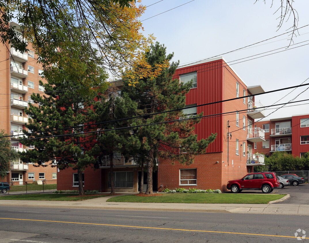 325 Melvin Ave, Hamilton, ON L8H 2K9 Apartments 325 Melvin Ave Hamilton, ON
