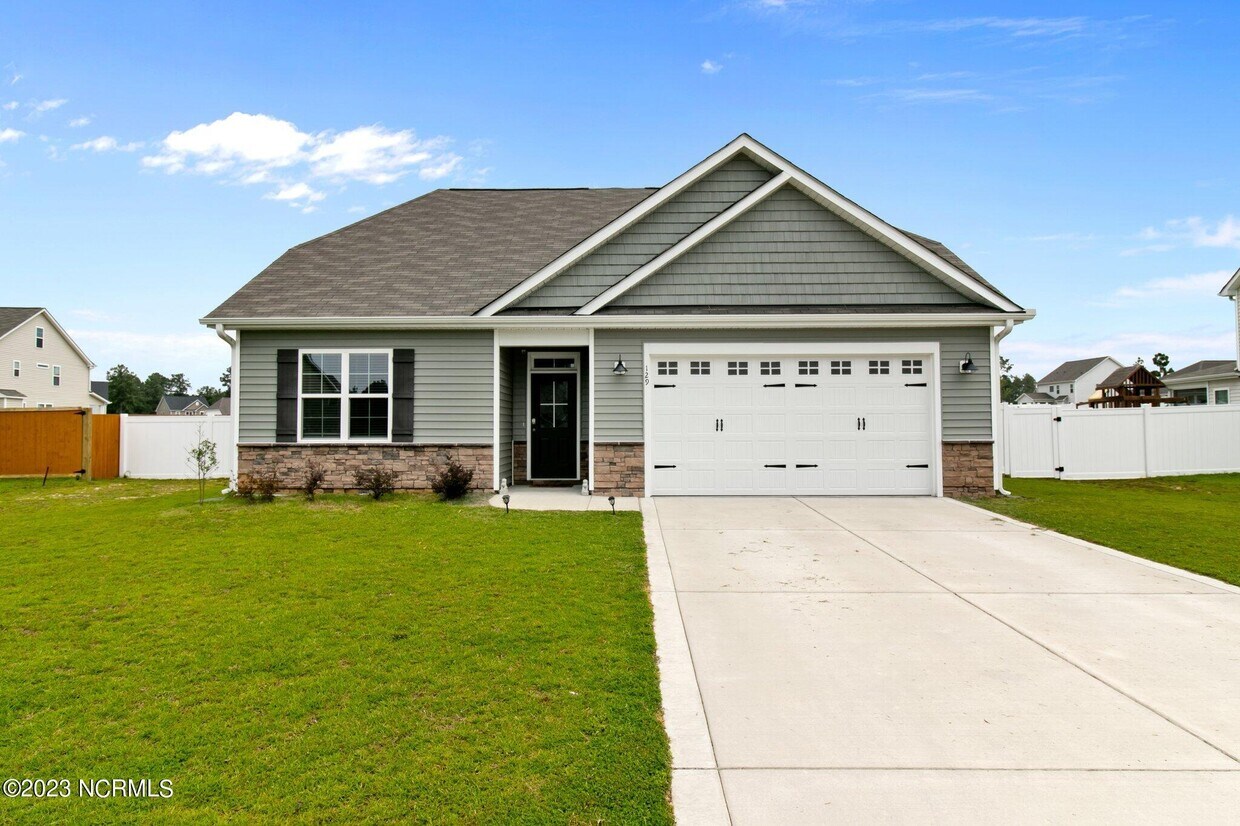 129 Sandy Springs Rd, Aberdeen, NC 28315 House Rental in Aberdeen, NC