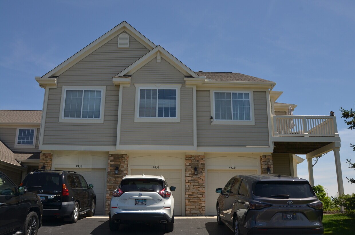 Primary Photo - 7429 Thomas Dr