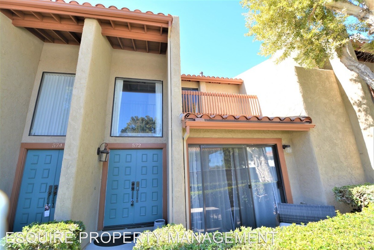 Primary Photo - 2 br, 2 bath House - 572 ROSEWOOD AVE