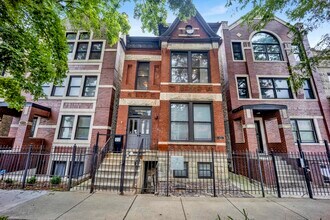 Building Photo - 1111 N Mozart St