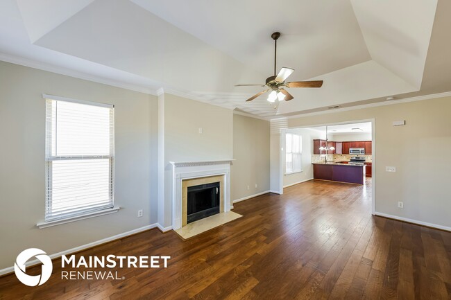 Building Photo - 2111 Adkins Pl