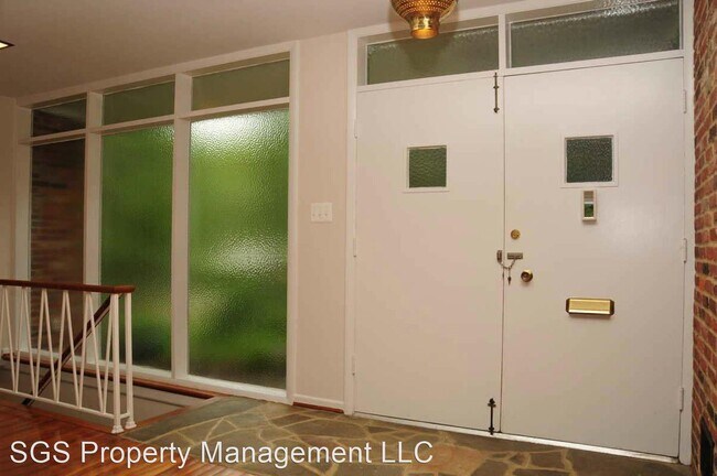 Foto del edificio - 4 br, 3 bath House - 9207 Saint Marks Pl
