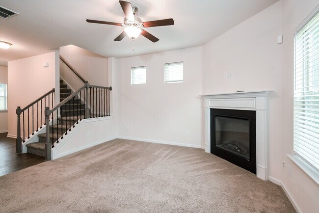 Building Photo - 64 Casey's Ridge Rd