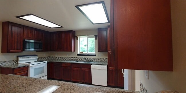 Building Photo - Aberdeen 3 bedroom, 1 bath home