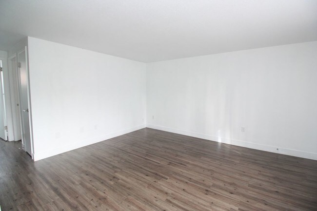 Foto del edificio - 2441 S York St