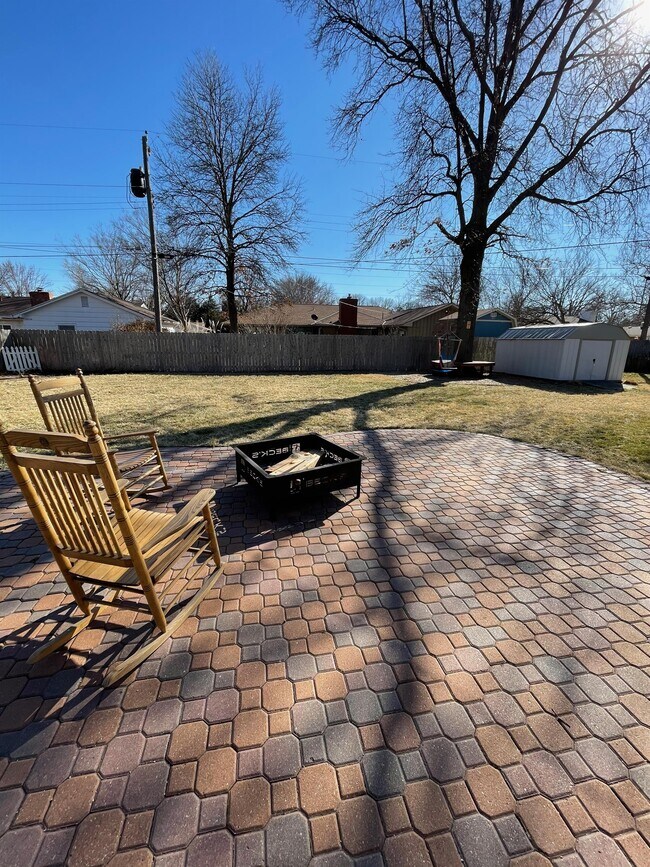 Foto del edificio - 5801 E Rockhill St